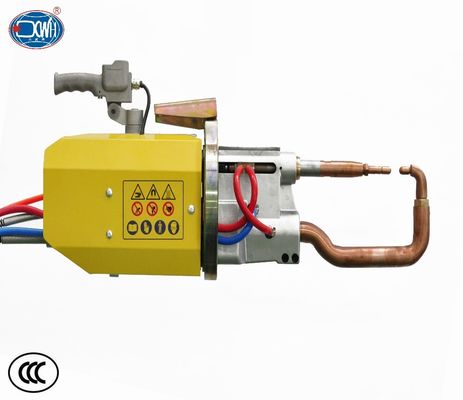 Bom preço. Móbil automotivo Handheld da máquina de soldadura do ponto de 46KVA 0.8MPa on-line