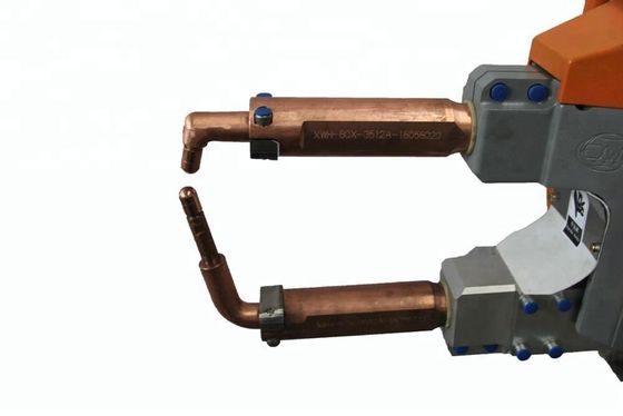 Bom preço. Equipamento de soldadura portátil do ponto do CCC, soldador do ponto do carro 45KVA on-line