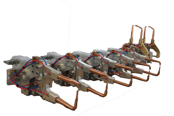 Bom preço. Arma servo eletromagnética da soldadura de ponto da proteção 500V 200KVA à mão on-line
